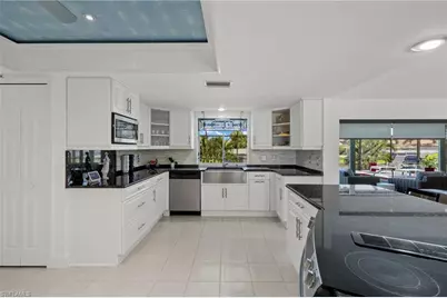 2223 SE 10th Ln, Cape Coral, FL 33990 - Photo 21