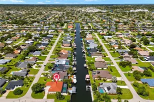2223 SE 10th Ln, Cape Coral, FL 33990 - Photo 5