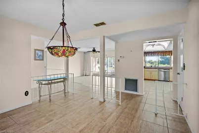 711 Mirror Lakes Dr, Lehigh Acres, FL 33974 - Photo 9