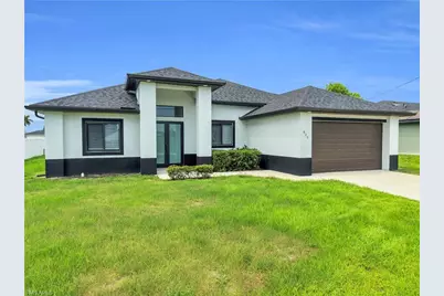 627 NW 2nd Ter, Cape Coral, FL 33993 - Photo 5