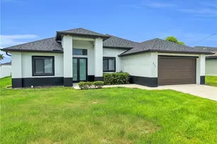 627 NW 2nd Terrace, Cape Coral, FL 33993 - Photo 5