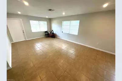 610 SE 13th Ct #A, Cape Coral, FL 33990 - Photo 5
