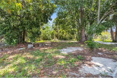 2351 Dora St, Fort Myers, FL 33901 - Photo 15