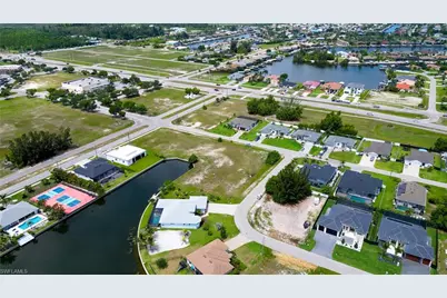 505 SW 31st Pl, Cape Coral, FL 33991 - Photo 5