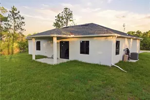 923 Milwaukee Blvd, Lehigh Acres, FL 33974 - Photo 31