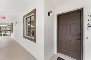 700 Misty Pines Cir, Naples, FL 34105 - Photo 3