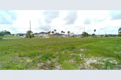 2613 NE 20th Pl, Cape Coral, FL 33909 - Photo 7