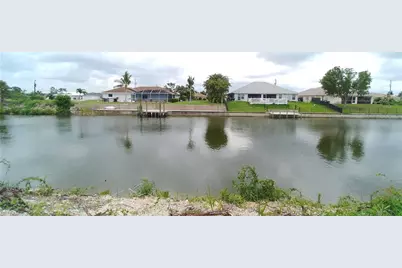 2613 NE 20th Pl, Cape Coral, FL 33909 - Photo 5