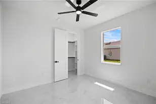 1129 Jacaranda Pkwy E, Cape Coral, FL 33909 - Photo 27