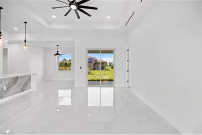 1129 Jacaranda Pkwy E, Cape Coral, FL 33909 - Photo 25