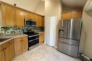 3714 NE 17th Ave, Cape Coral, FL 33909 - Photo 5