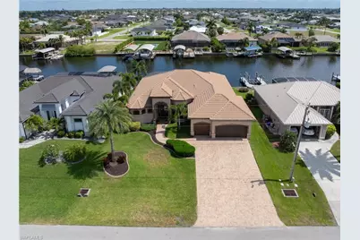 3703 SW 2nd Ln, Cape Coral, FL 33991 - Photo 5