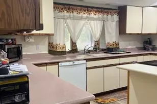 4002 Teak Ct, Labelle, FL 33935 - Photo 15