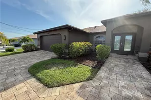 3005 SW 8th Pl, Cape Coral, FL 33914 - Photo 3
