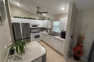 3005 SW 8th Pl, Cape Coral, FL 33914 - Photo 9