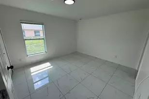 732 Ichabod Ave, Lehigh Acres, FL 33973 - Photo 5