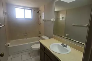 1221 SE 46th Ln, Cape Coral, FL 33904 - Photo 15