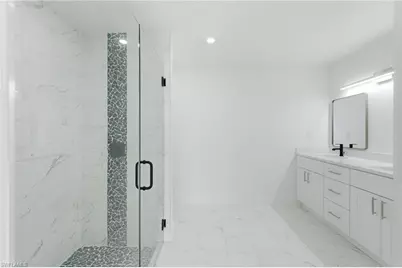 10 NW 20th St, Cape Coral, FL 33993 - Photo 13
