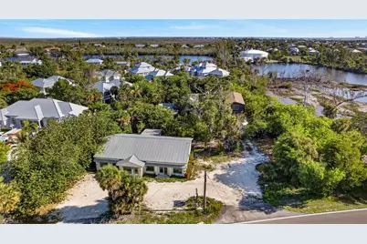 1446 Periwinkle Way, Sanibel, FL 33957 - Photo 23