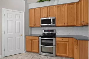 13716 Magnolia Lake Ct, Fort Myers, FL 33907 - Photo 15
