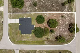 743 Fuller Ave S, Lehigh Acres, FL 33974 - Photo 3