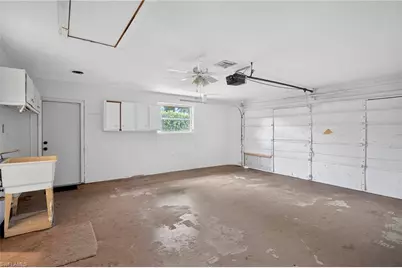 5231 Greenbriar Dr, Fort Myers, FL 33919 - Photo 47