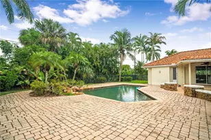 5231 Greenbriar Dr, Fort Myers, FL 33919 - Photo 15