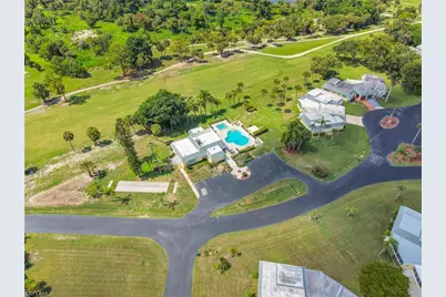 9 Regency Ct, Lehigh Acres, FL 33936 - Photo 13