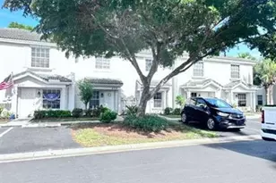 8239 Pacific Beach Dr, Fort Myers, FL 33966 - Photo 3