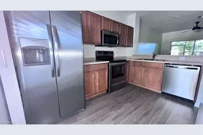8239 Pacific Beach Dr, Fort Myers, FL 33966 - Photo 9