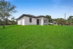 400 W 8th St, Lehigh Acres, FL 33972 - Photo 31