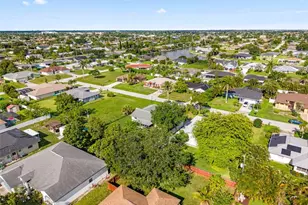 27 NE 20th Ave, Cape Coral, FL 33909 - Photo 25