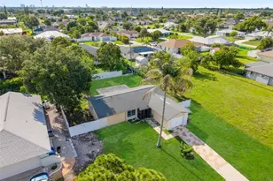 27 NE 20th Ave, Cape Coral, FL 33909 - Photo 23