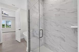 29 NE 20th Ct, Cape Coral, FL 33909 - Photo 23