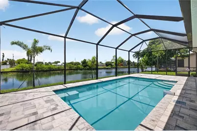 29 NE 20th Ct, Cape Coral, FL 33909 - Photo 9