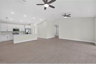 29 NE 20th Ct, Cape Coral, FL 33909 - Photo 15