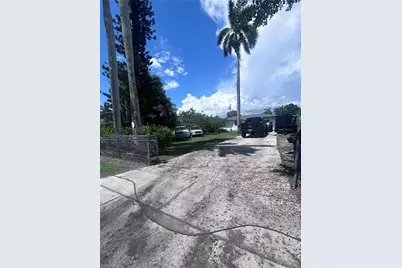 415 Fairfax Dr, Fort Myers, FL 33905 - Photo 11