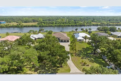 1311 Riverbend Dr, Labelle, FL 33935 - Photo 47