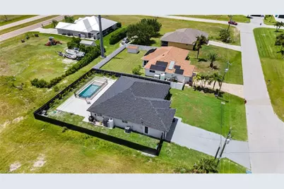 512 NW 24th Ave, Cape Coral, FL 33993 - Photo 3