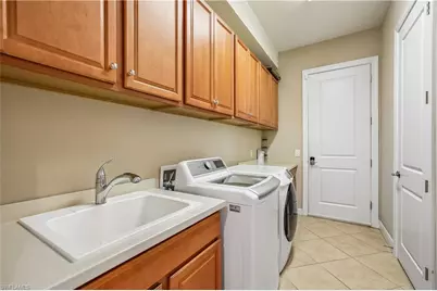 10100 Belcrest Blvd, Fort Myers, FL 33913 - Photo 21