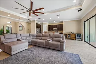 10100 Belcrest Blvd, Fort Myers, FL 33913 - Photo 11