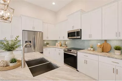 3818 SW 17th Ave, Cape Coral, FL 33914 - Photo 7
