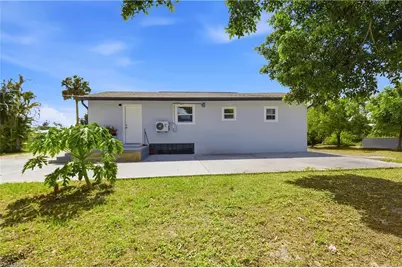 8338 McDaniel Dr, North Fort Myers, FL 33917 - Photo 19