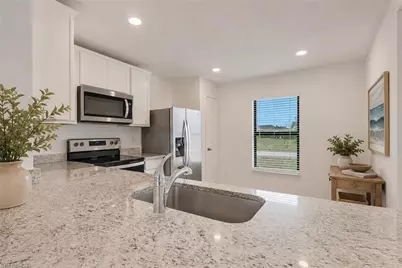 219 NW 25th Ter, Cape Coral, FL 33993 - Photo 5