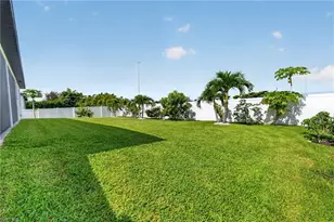228 SW 31st Pl, Cape Coral, FL 33991 - Photo 43