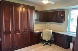 21 Bluebill Ave, Naples, FL 34108 - Photo 7