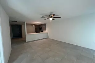6064 Laurelwood Dr, Fort Myers, FL 33905 - Photo 11