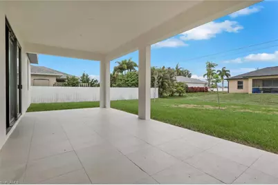 1412 NE 2nd Pl, Cape Coral, FL 33909 - Photo 37