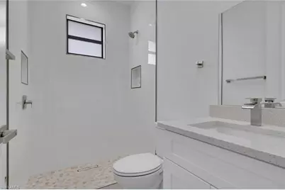 1412 NE 2nd Pl, Cape Coral, FL 33909 - Photo 29