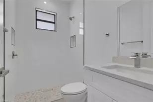 1412 NE 2nd Pl, Cape Coral, FL 33909 - Photo 29